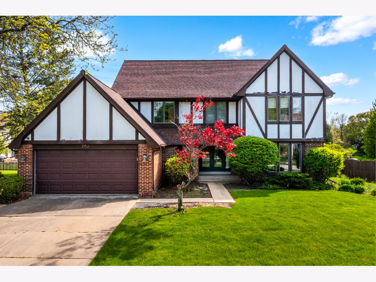 Homes Sold Countryside Naperville Illinois, 1352 Goldenrod
