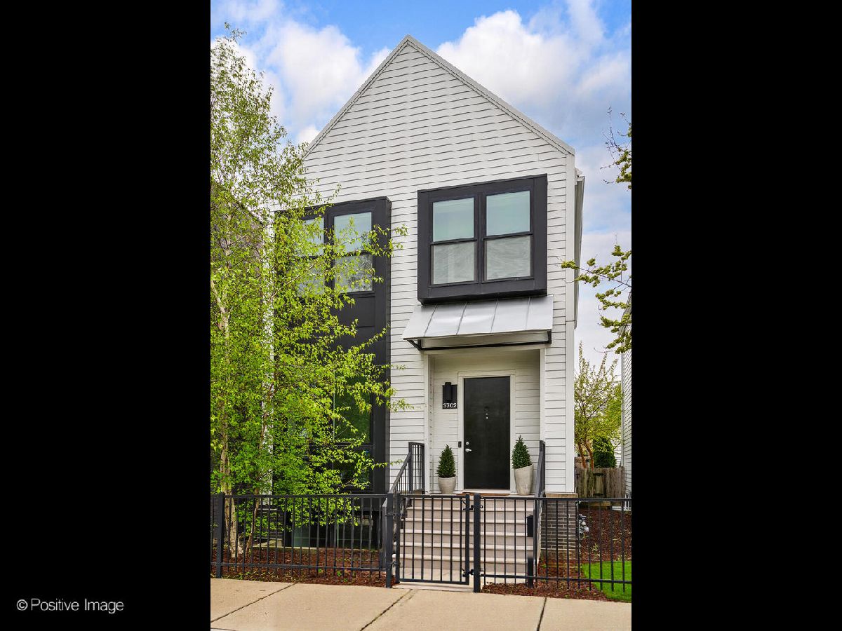 Homes & Condos & Townhomes Sold Old Irving Chicago Illinois, 3702 Milwaukee