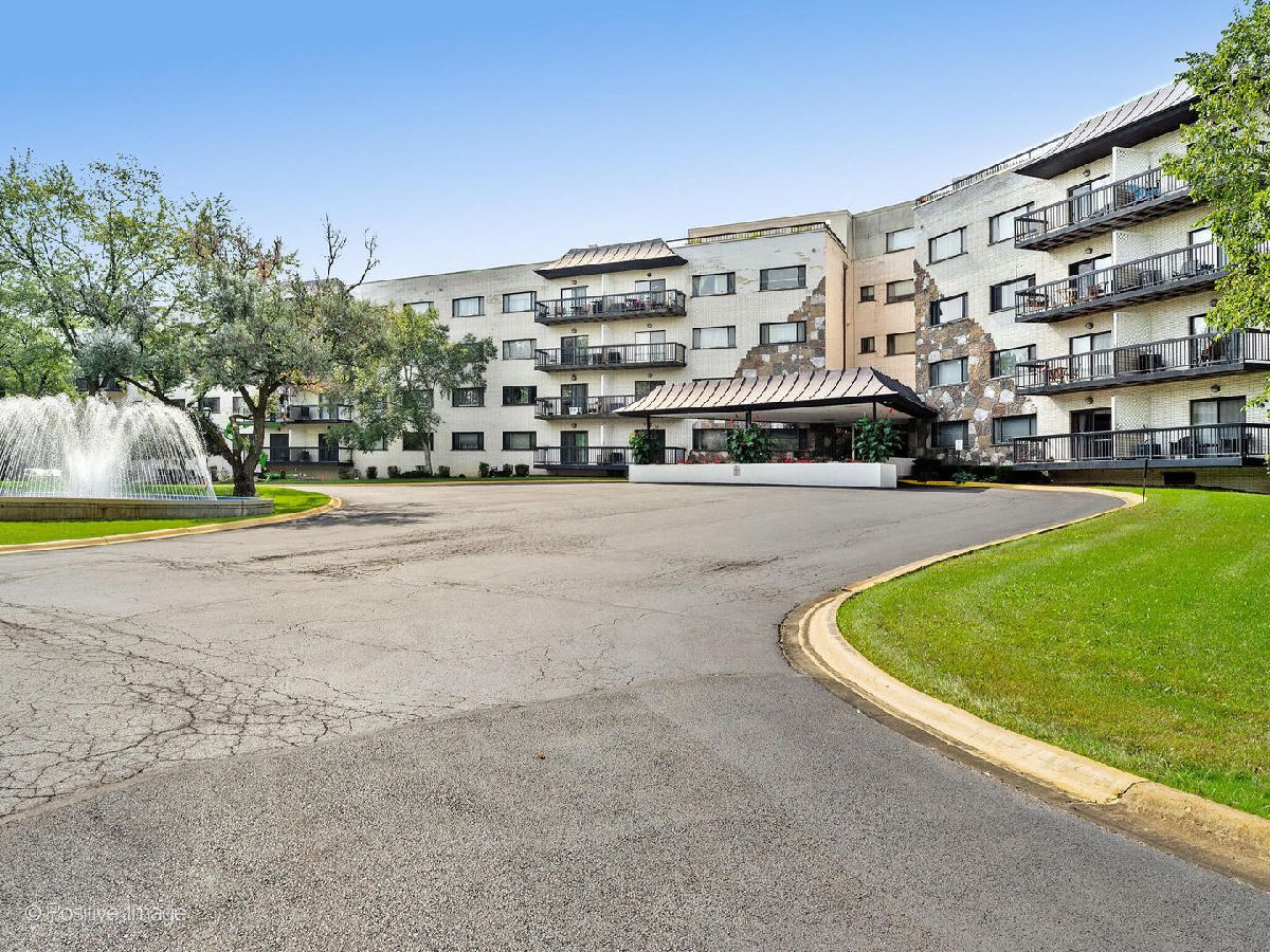 Condominiums Sold Forest Villa Condominium Countryside Illinois, 6700 Brainard