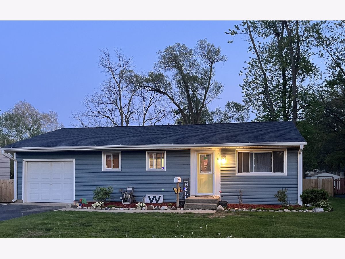 Homes Sold North Meadows Plano Illinois, 210 Edgelawn