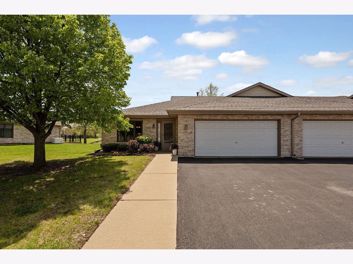 Condos & Townhomes Sold Fairway Estates Joliet Illinois, 2526 Par Four