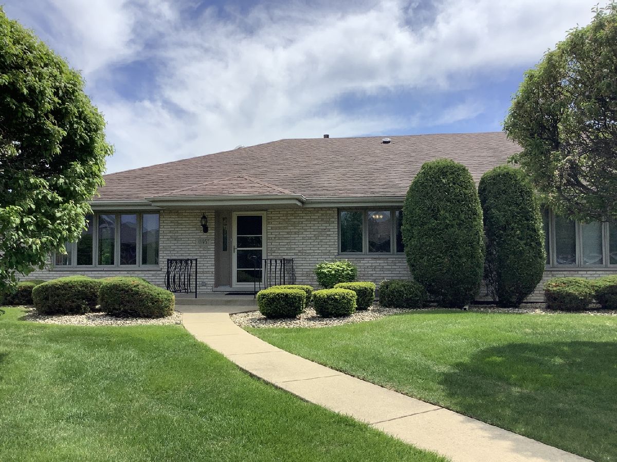 Townhomes & Condos & Homes Sold Eagle Ridge Orland Park Illinois, 10957 New Mexico