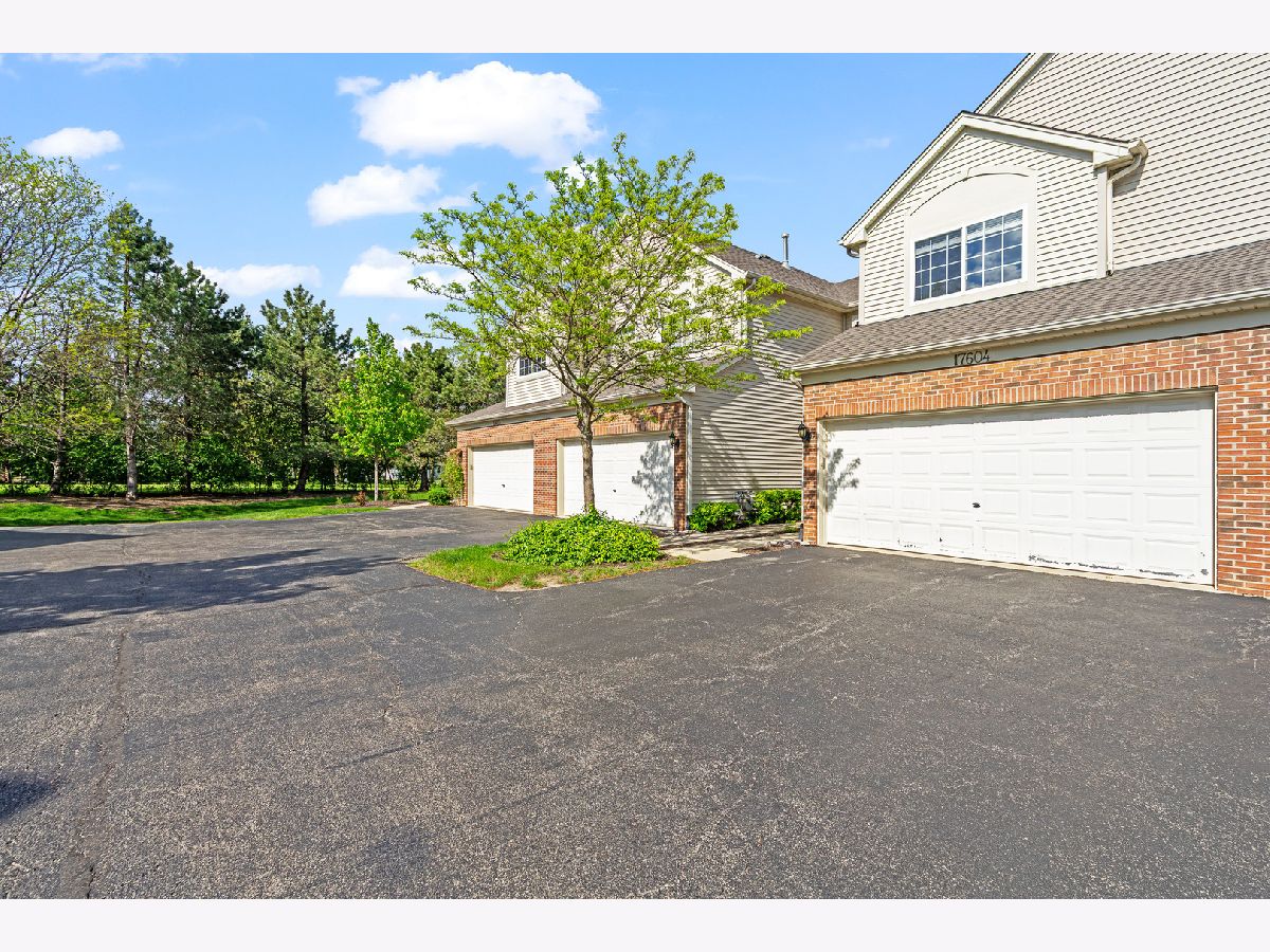 Townhomes & Homes Sold Willow Walk Lockport Illinois, 17604 Gilbert