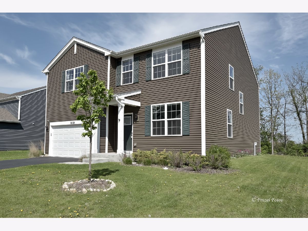Homes Sold Ponds Of Bull Valley Woodstock Illinois, 2224 Preswick