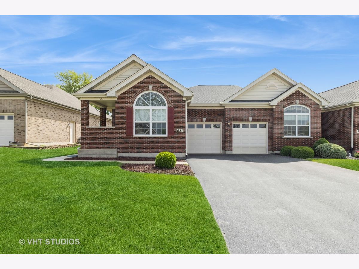 Homes & Townhomes Sold Grand Reserve Algonquin Illinois, 921 Eineke