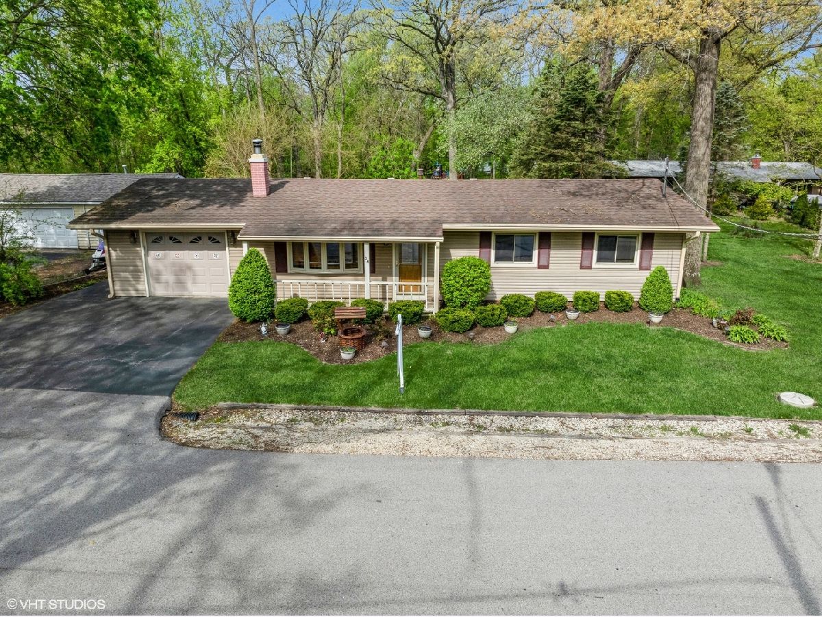  Sold Port Barrington Illinois, 24 Eastwood