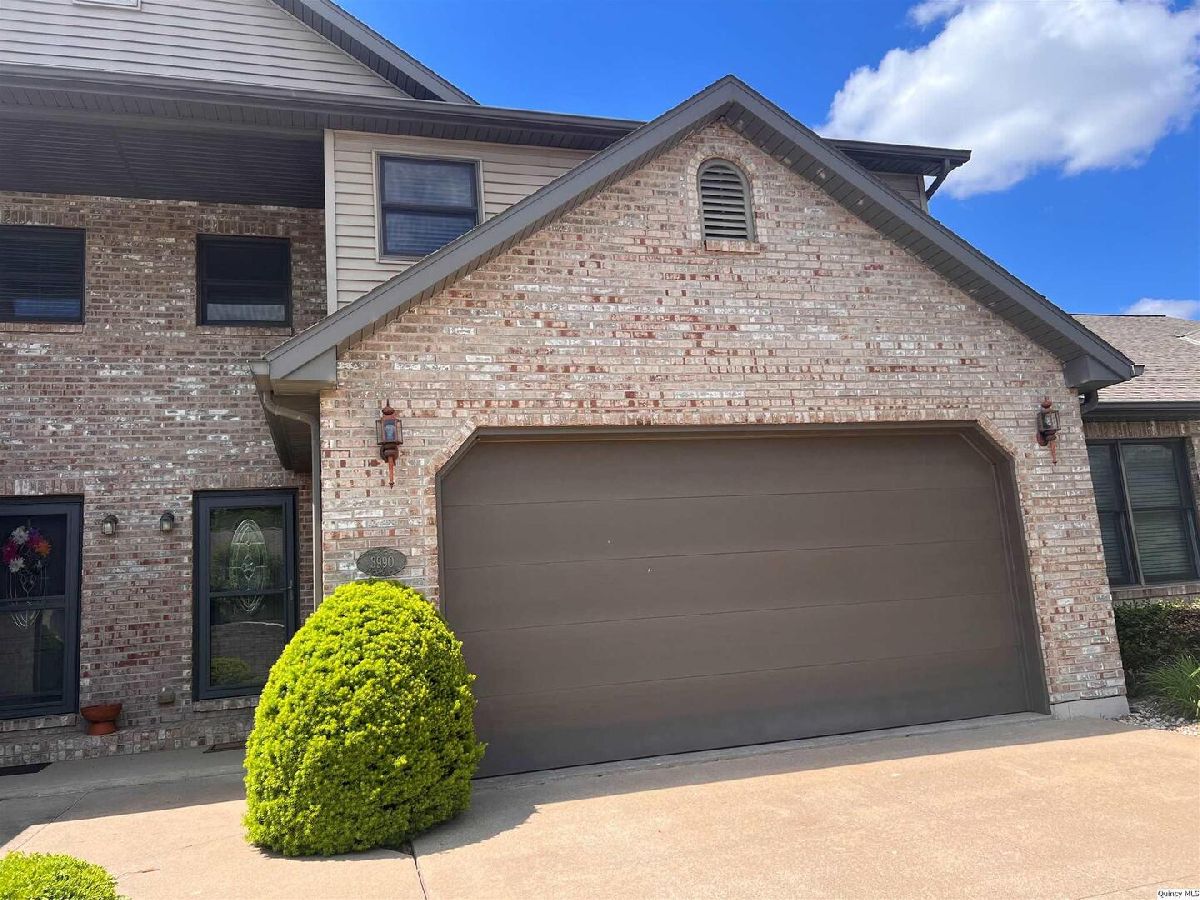  Sold Quincy Illinois, 3990 Abbey Ridge