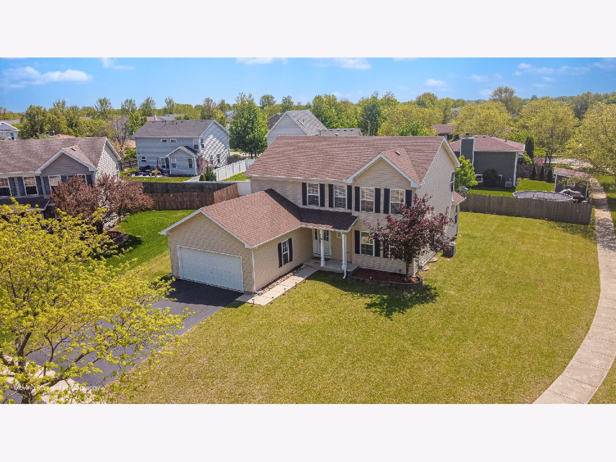 Homes Sold Hickory Oaks Bolingbrook Illinois, 13 Caribou