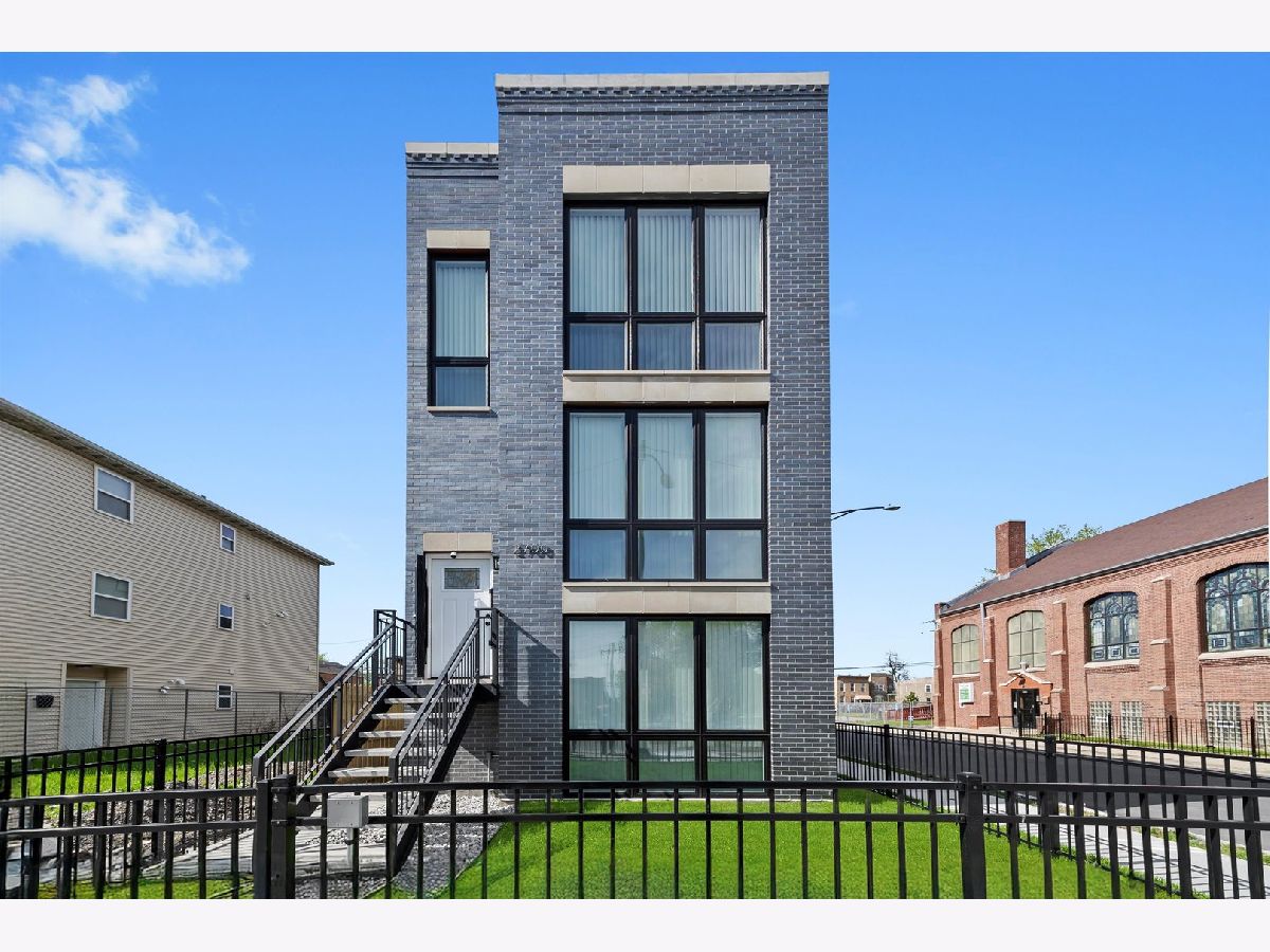 Sold Chicago Illinois, 2700 Jackson