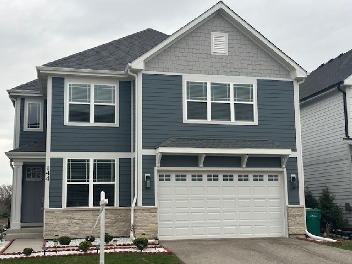 Homes Sold Hawthorn Place Hawthorn Woods Illinois, 144 Roman
