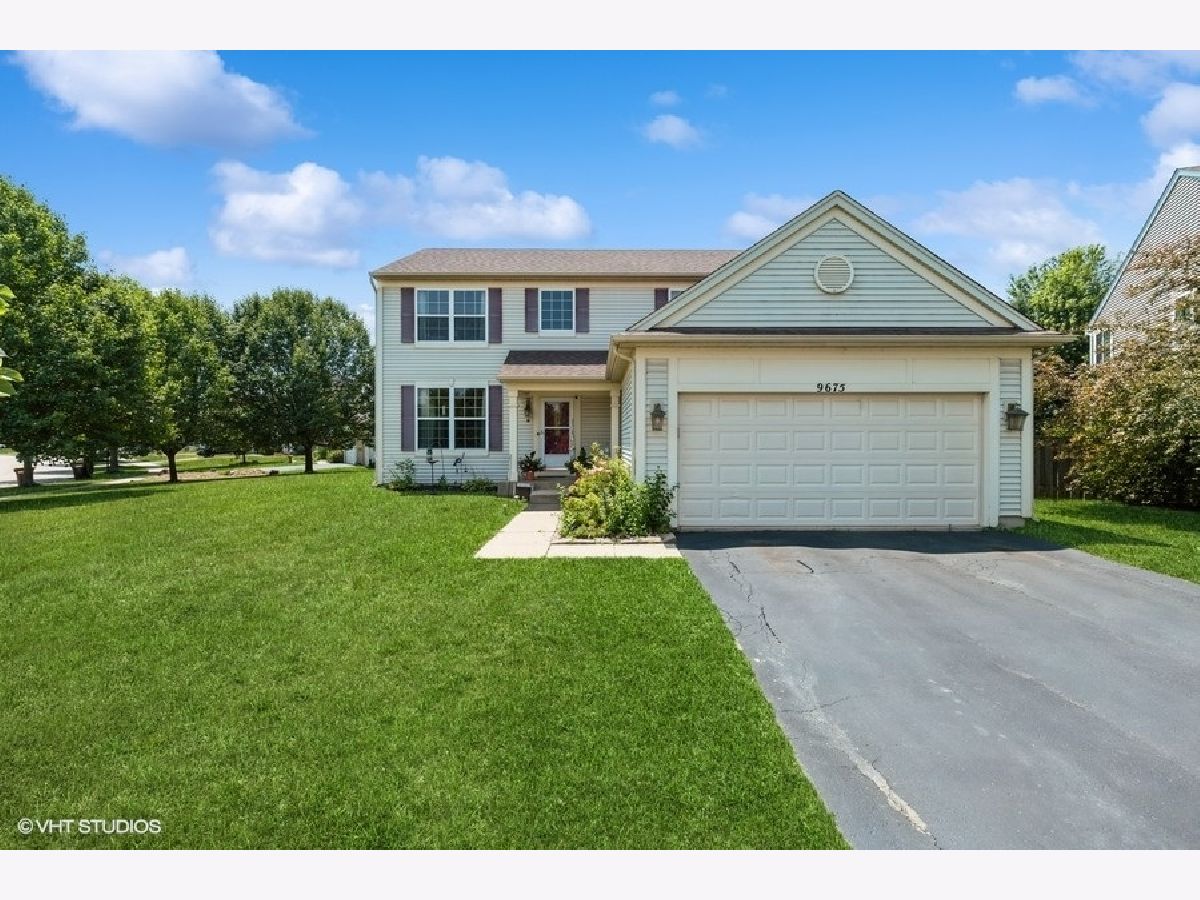 Homes & Townhomes & Condos Sold Covington Lakes Huntley Illinois, 9675 Newton