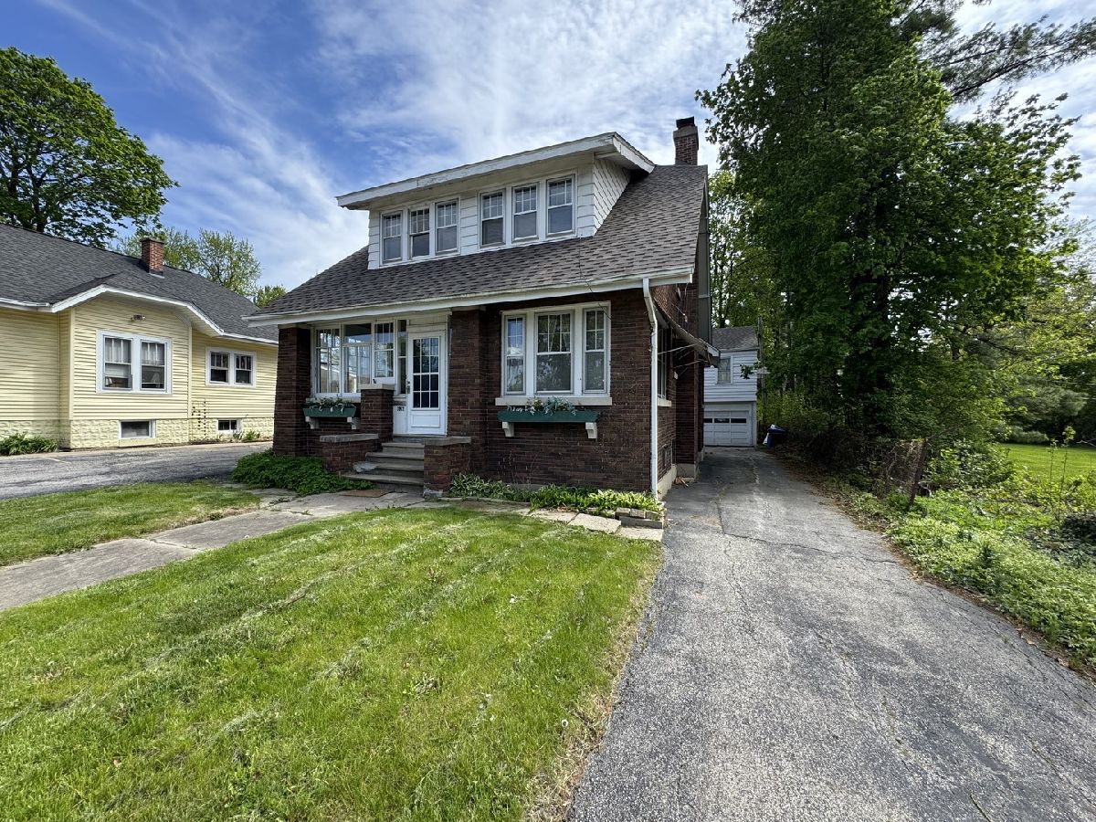  Rented Geneva Illinois, 626 State