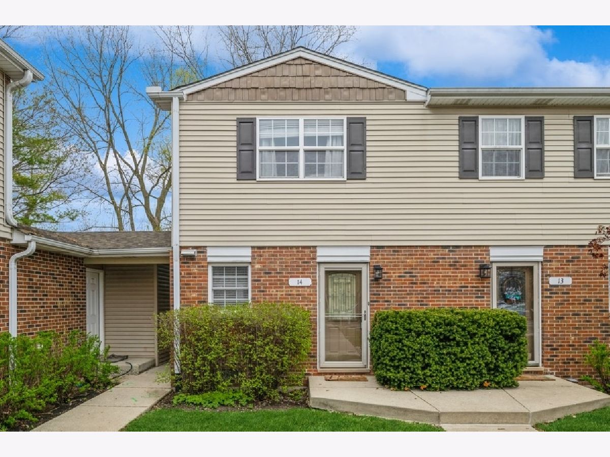 Townhomes Sold Robinwood Estates Lake Bluff Illinois, 525 Washington