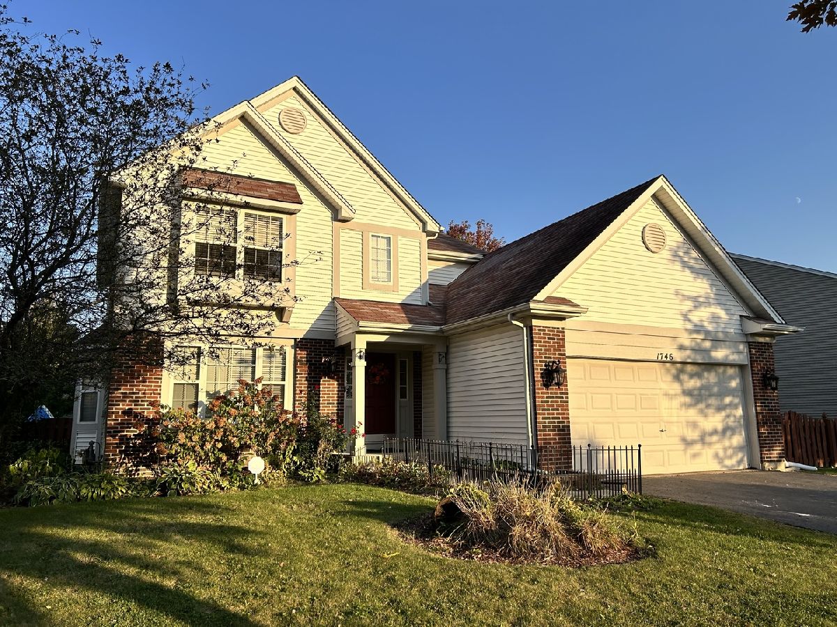  Rented Montgomery Illinois, 1746 Newport