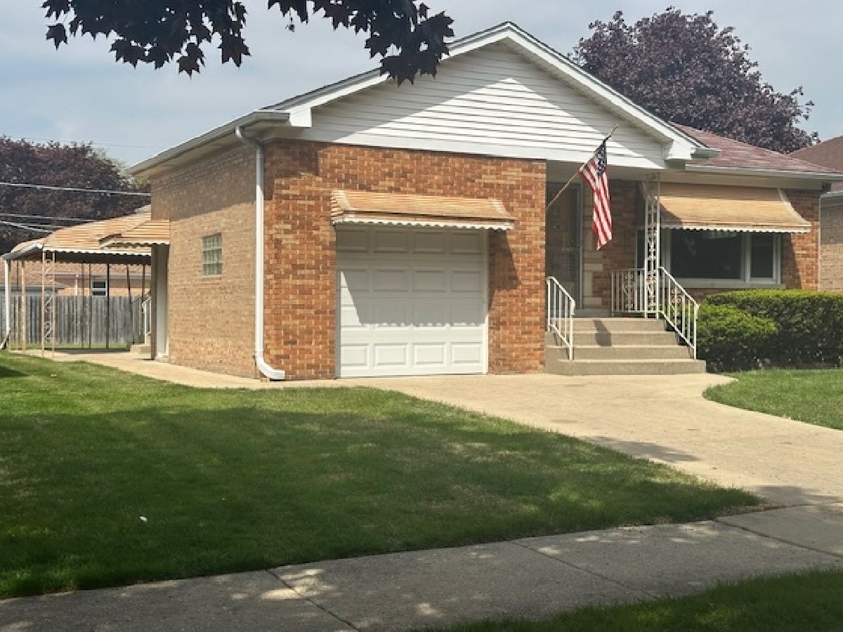 Townhomes & Homes Sold Lawrencewood Garden Niles Illinois, 7654 Nora