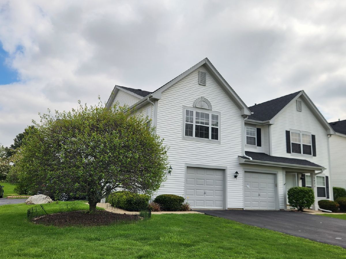 Homes & Townhomes & Condos Sold Lakewood Valley Aurora Illinois, 2473 Dickens