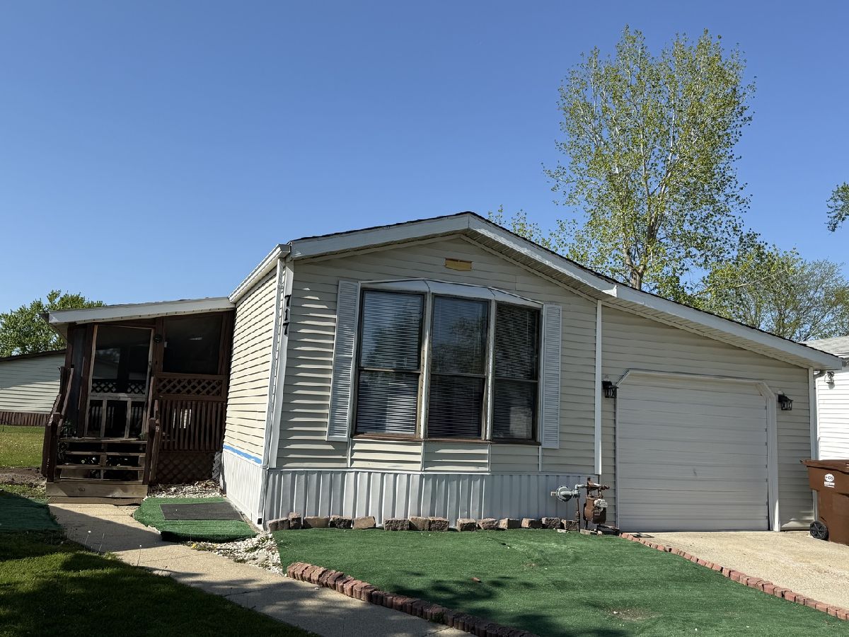 Subdivision Sold Timber Ridge Park Matteson Illinois, 717 Thorntree