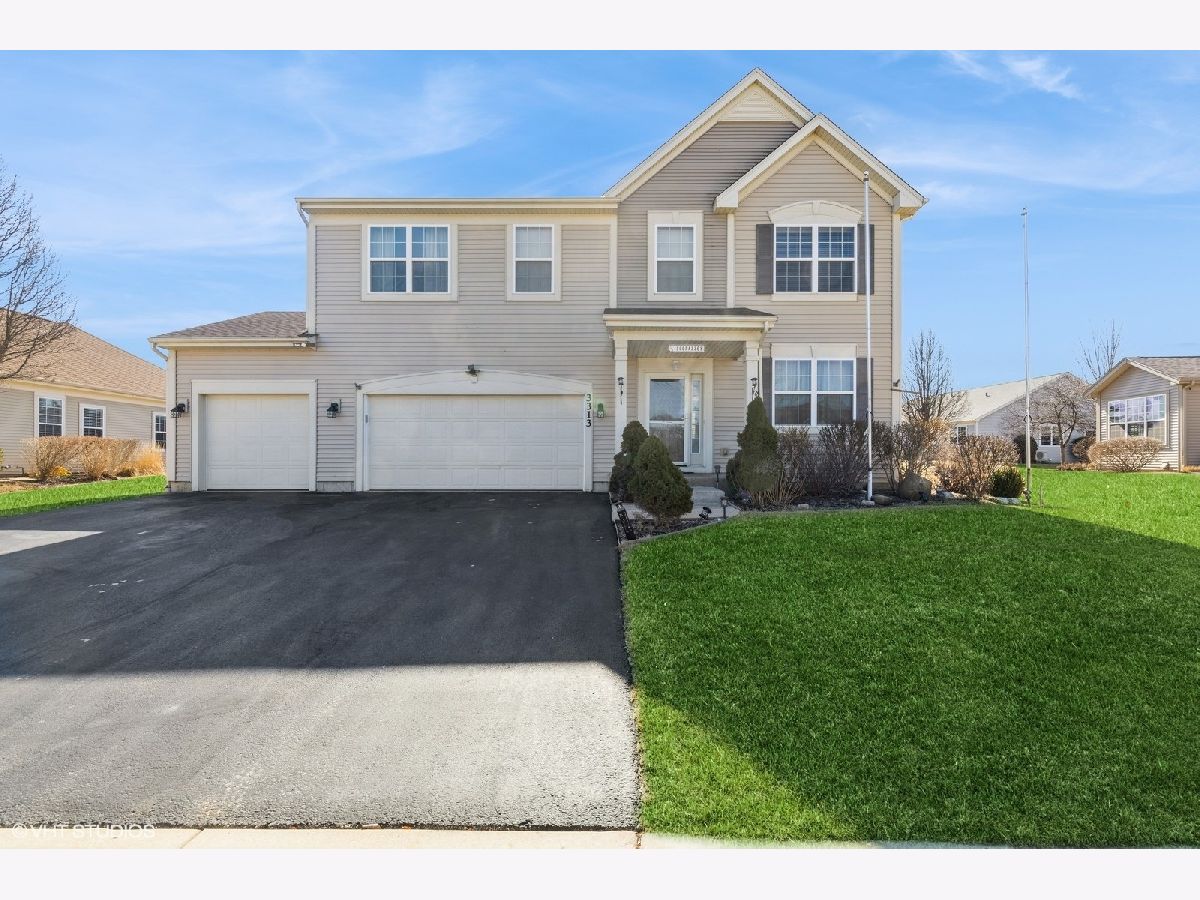 Homes & Townhomes Sold Running Brook Farm Johnsburg Illinois, 3313 Christopher