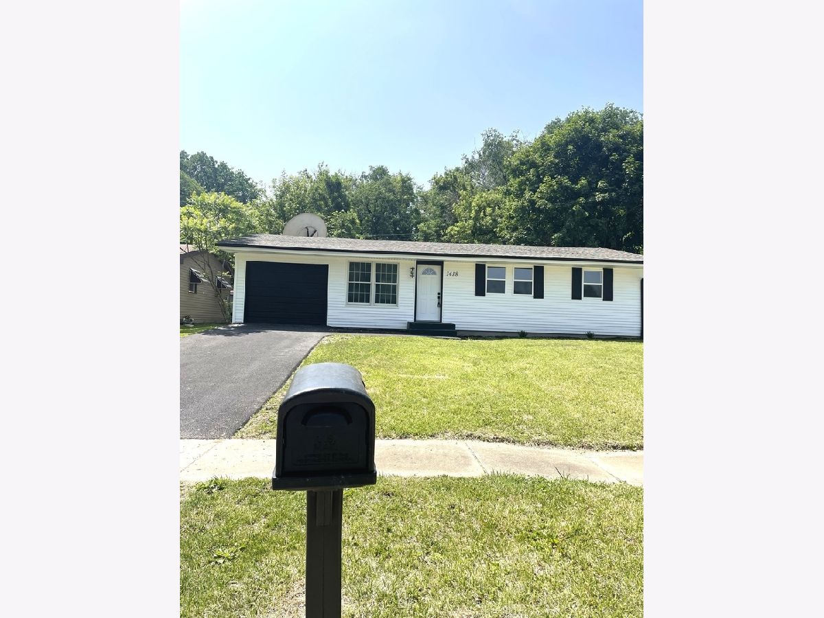  For Sale Rockford Illinois, 1418 Iris Avenue