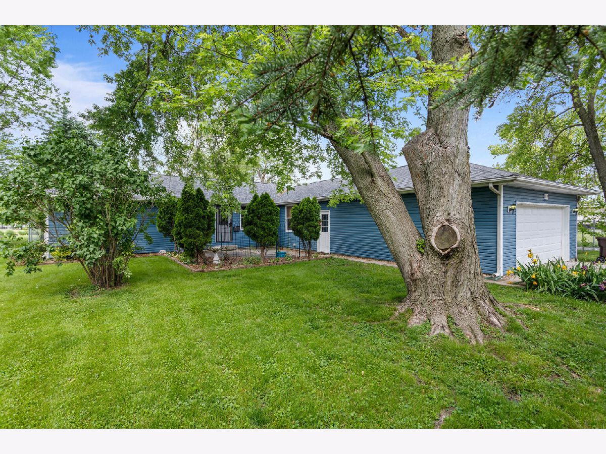  For Sale Bement Illinois, 849 Piatt Street