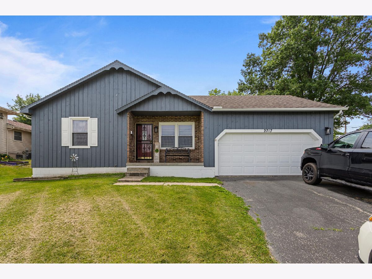  Sold Decatur Illinois, 2717 Main