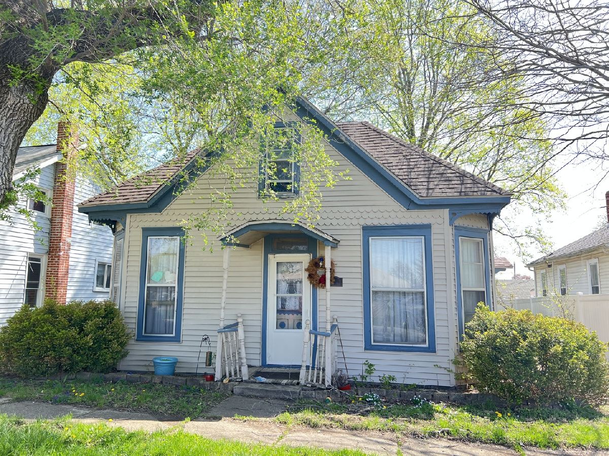  For Sale Maroa Illinois, 222 Oak Street