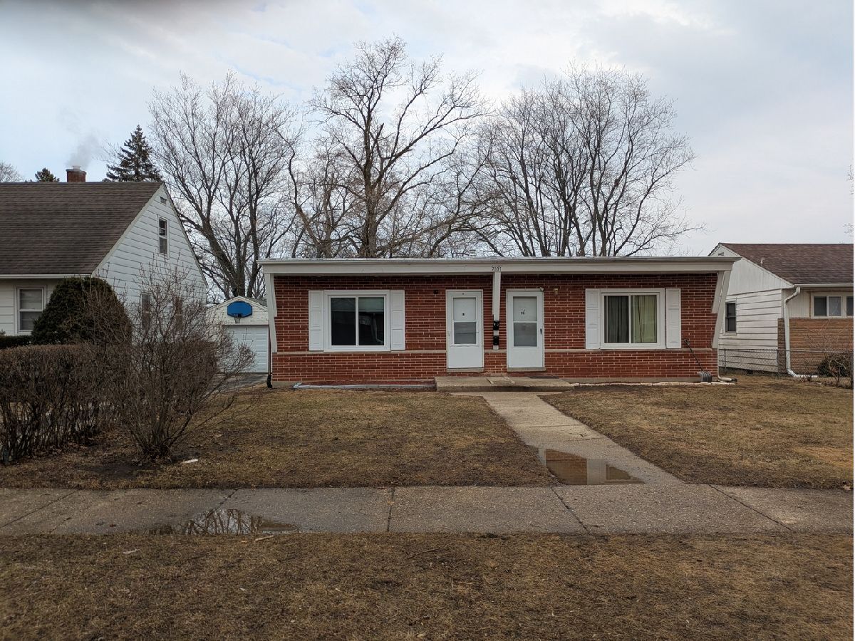  Rented Zion Illinois, 2107 Elim
