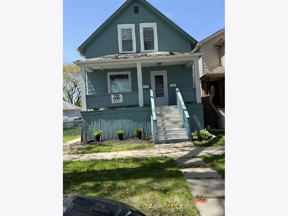 Rented Morton Grove Illinois, 8540 Georgiana