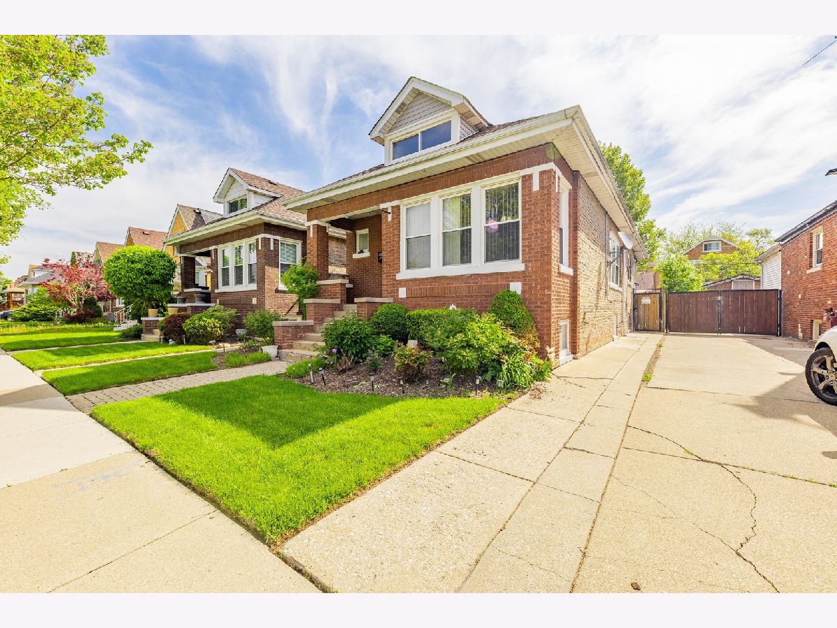  Rented Chicago Illinois, 6141 Kilbourn