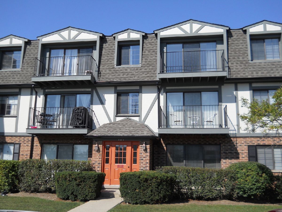  Rented Buffalo Grove Illinois, 104 Steeple