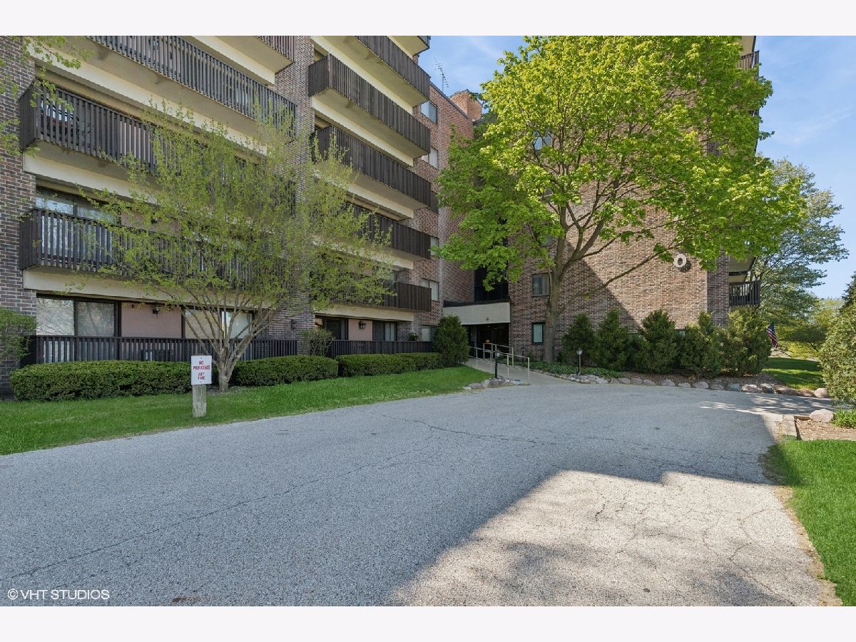 Townhomes & Condos & Homes Sold Heather Ridge Gurnee Illinois, 920 Vose