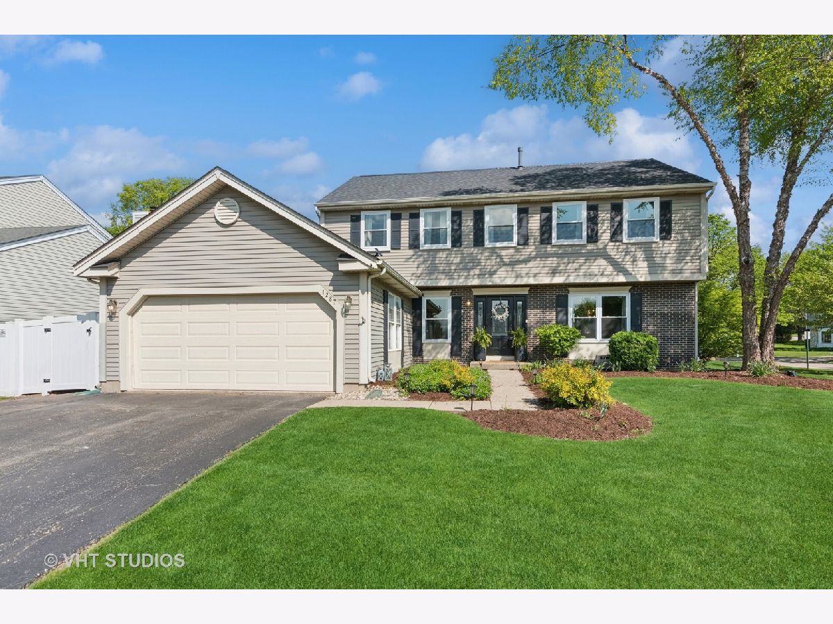 Homes Sold Bentwood Estates Crystal Lake Illinois, 1287 Fernleaf