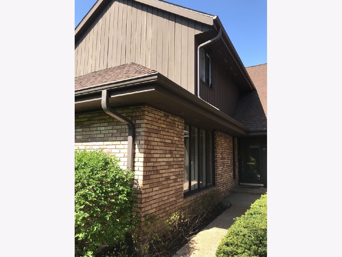 Condos & Townhomes & Homes For Rent Mission Hills Northbrook Illinois, 1872 Mission Hills