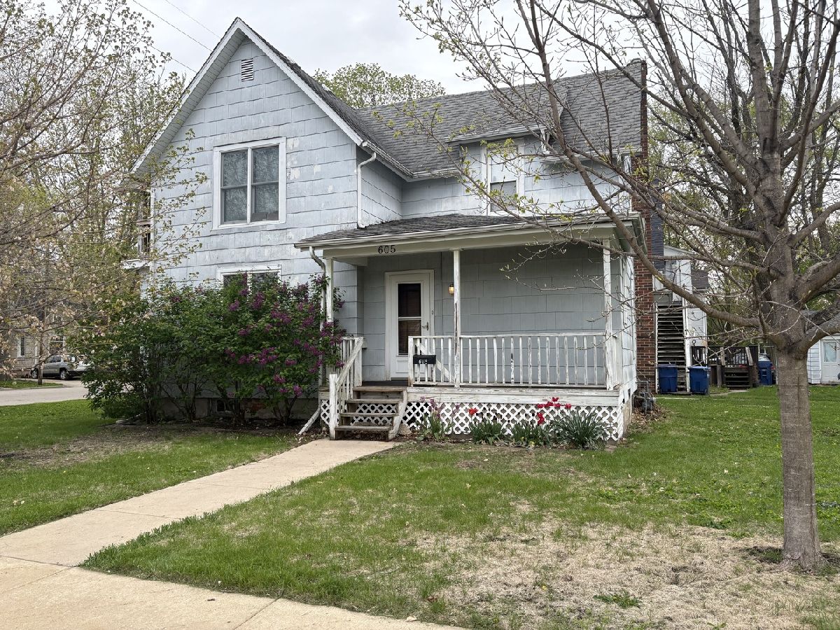  Rented Dekalb Illinois, 605 13th
