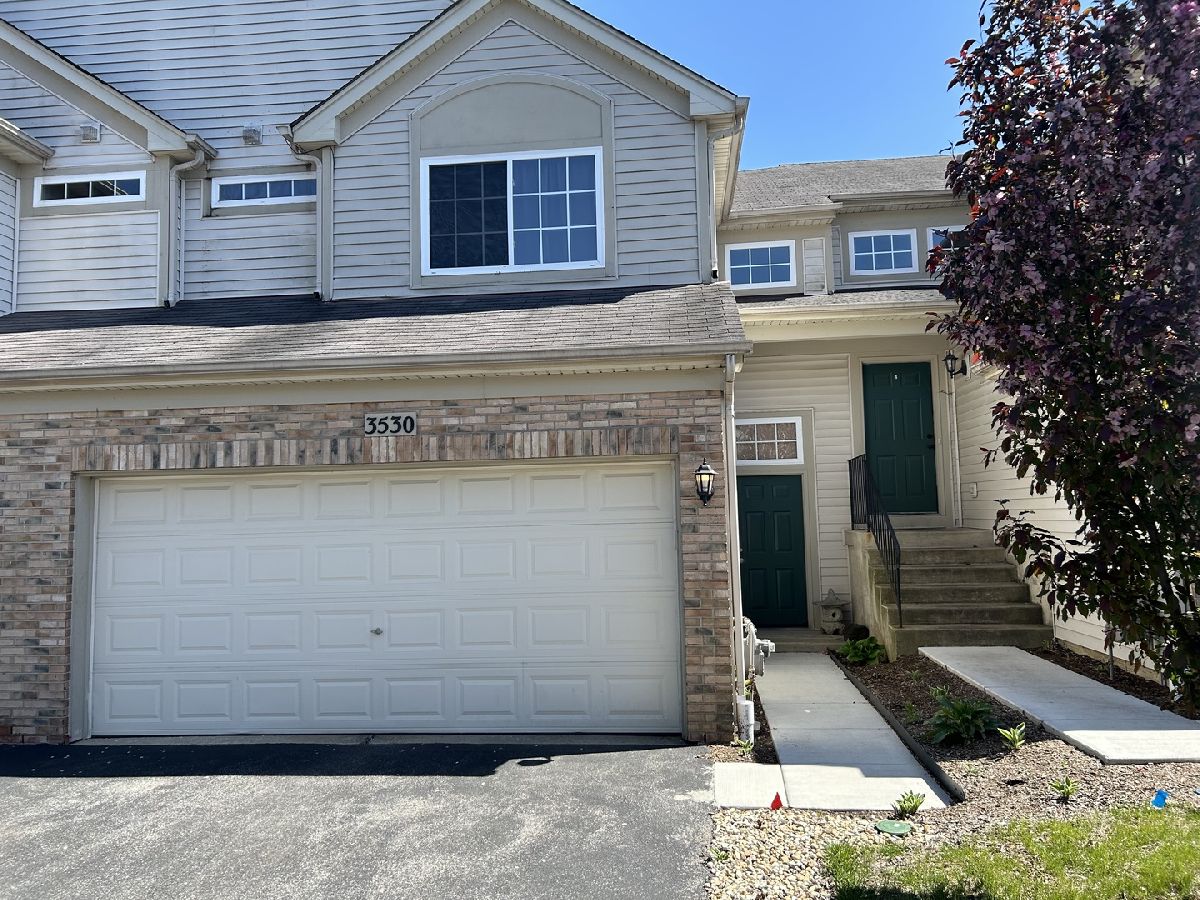  Rented Carpentersville Illinois, 3530 Blue Ridge
