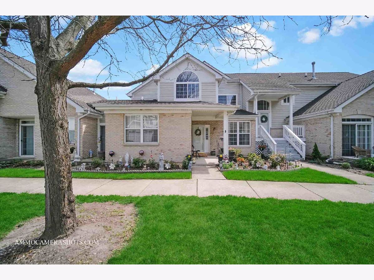 Townhomes & Condos Sold Rollingwood Colony Aurora Illinois, 1677 Brightwood