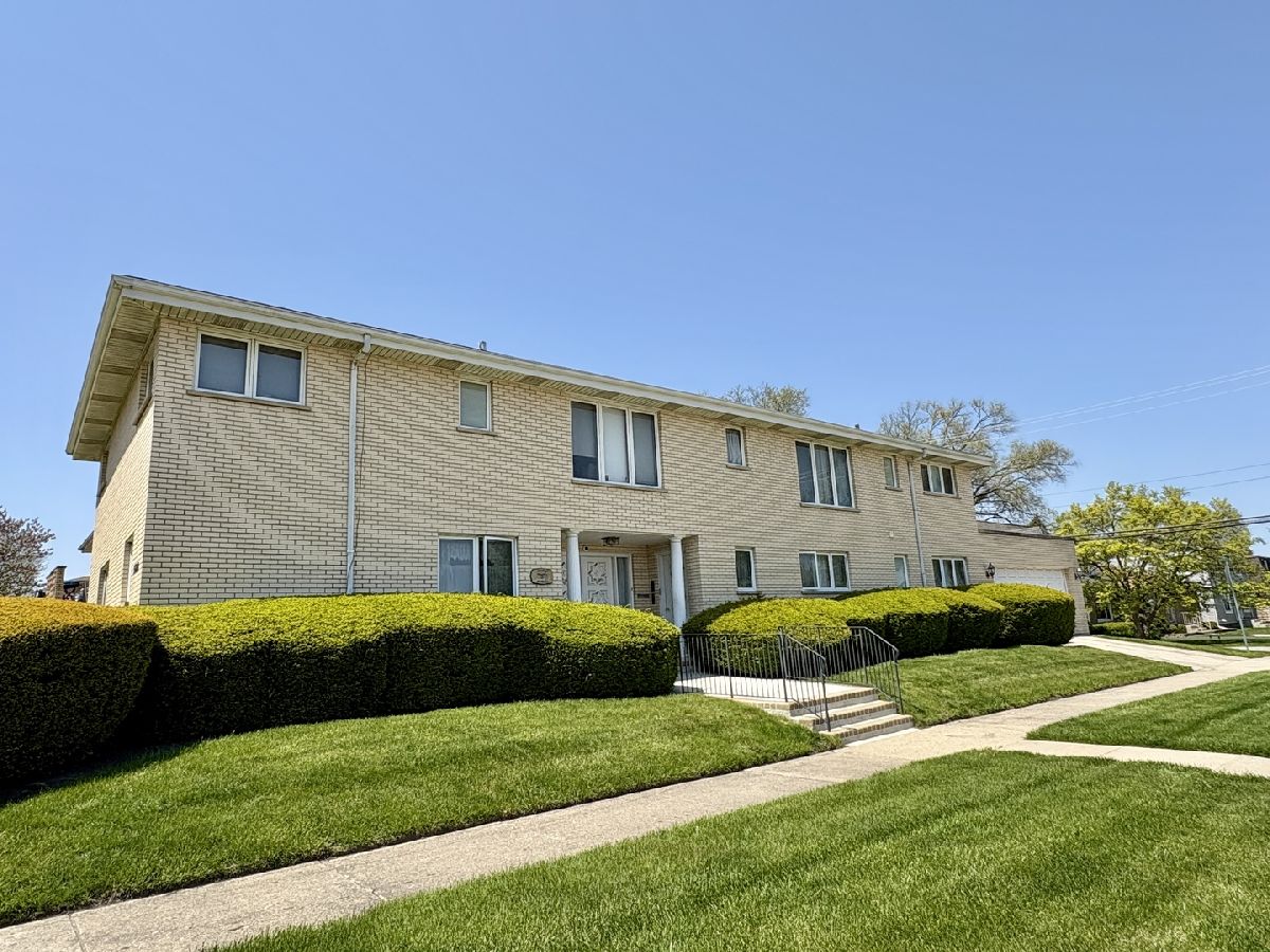  Sold Berkeley Illinois, 5600 Saint Charles