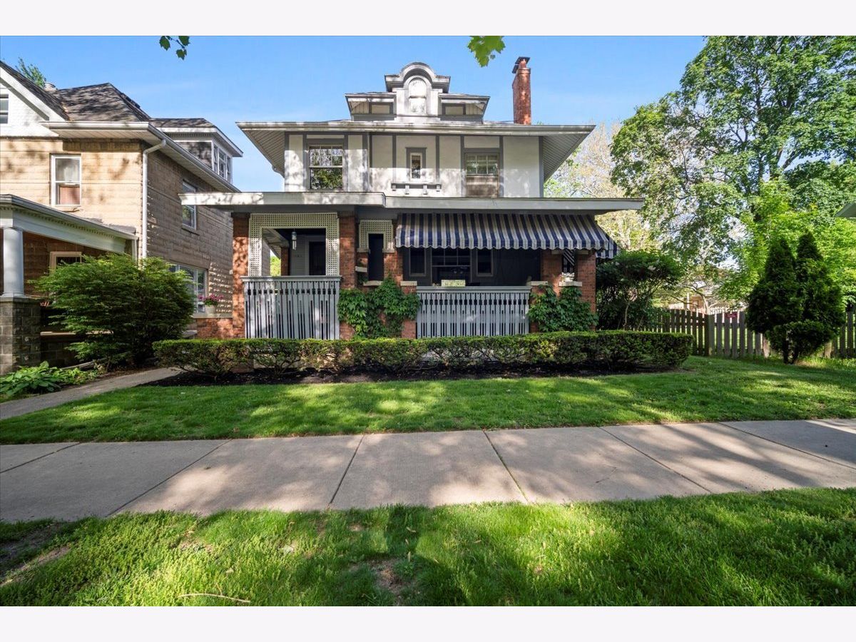 Homes Sold White's Place Bloomington Illinois, 1205 Clinton
