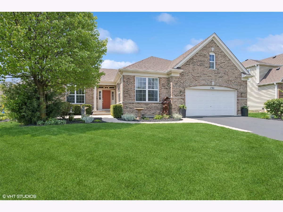 Homes Sold Clublands Antioch Antioch Illinois, 1702 Centennial