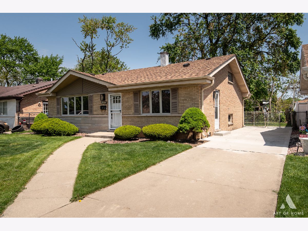 Homes Sold Alsip Gardens Alsip Illinois, 12215 Harding