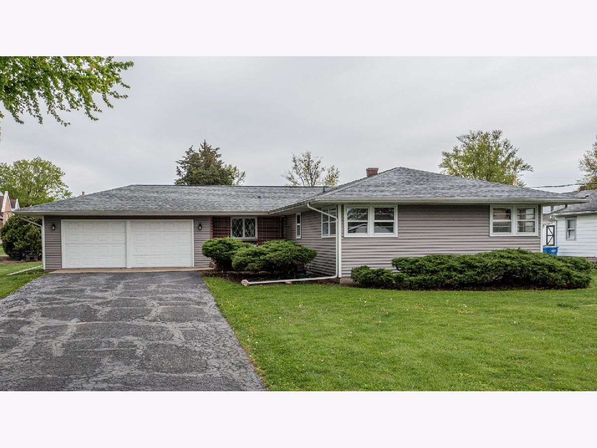  Sold Wyanet Illinois, 117 North