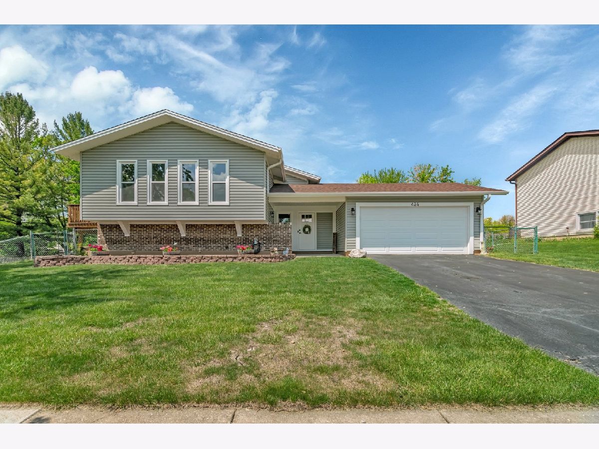 Homes Sold Ivanhoe Bolingbrook Illinois, 424 Falcon Ridge