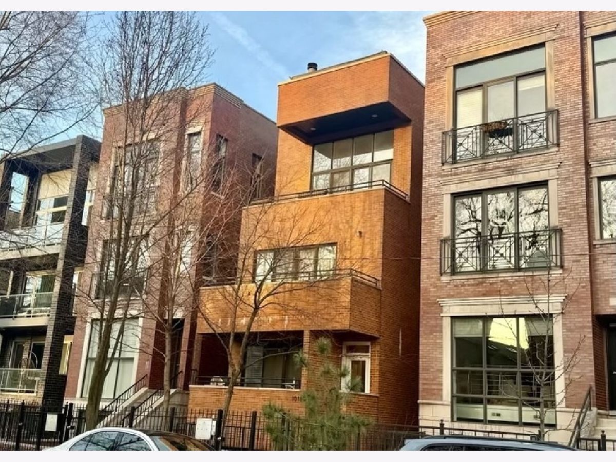 Condos & Townhomes & Homes For Sale East Village Chicago Illinois, 1018 Honore Avenue