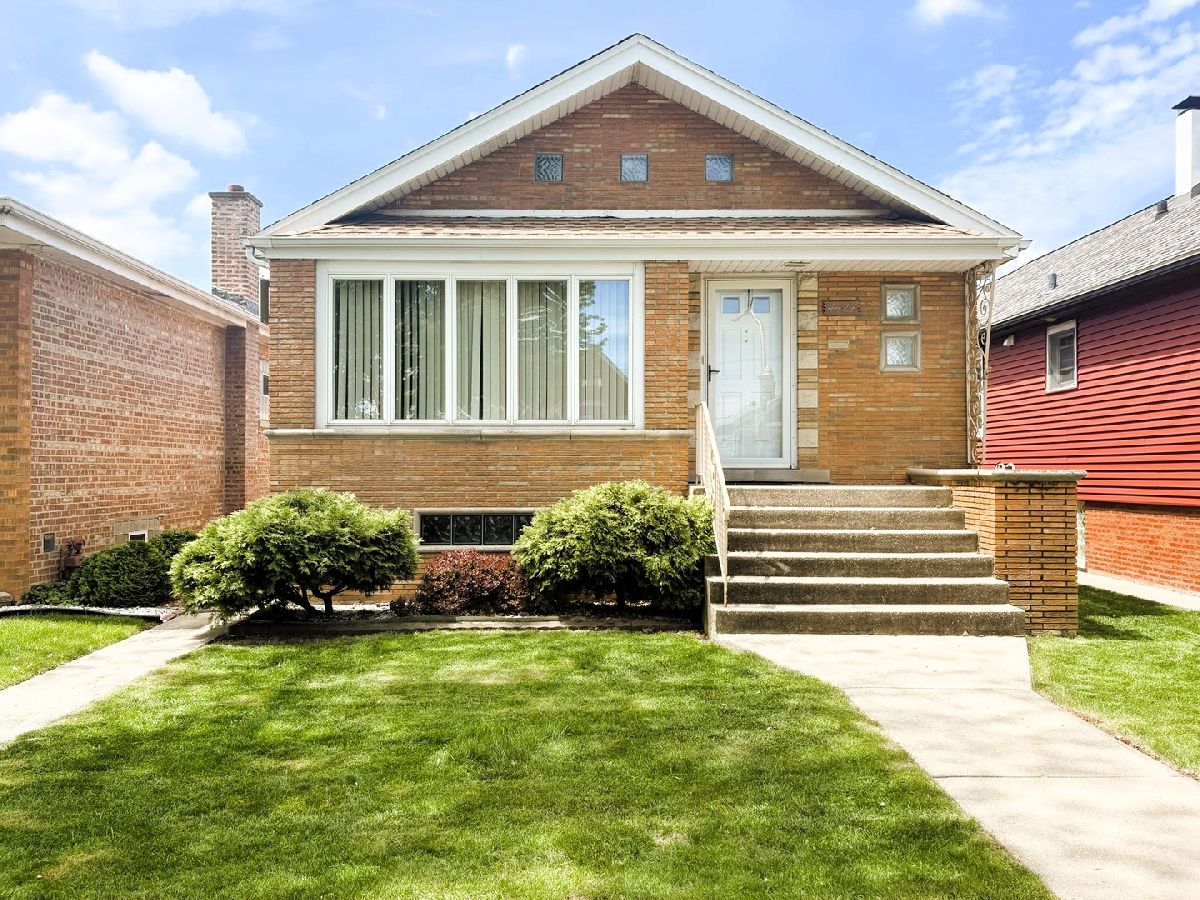 Sold Chicago Illinois, 4424 Komensky