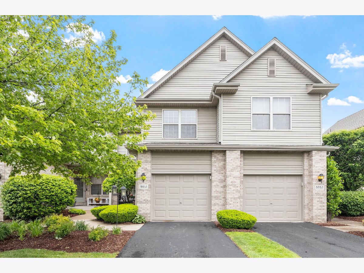 Townhomes For Sale Mansfield Tinley Park Illinois, 9051 Mansfield Drive