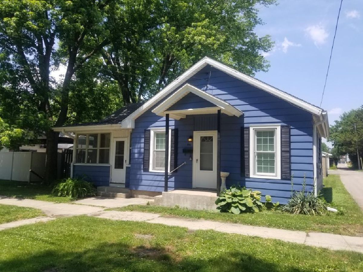  Rented Ottawa Illinois, 816 Madison