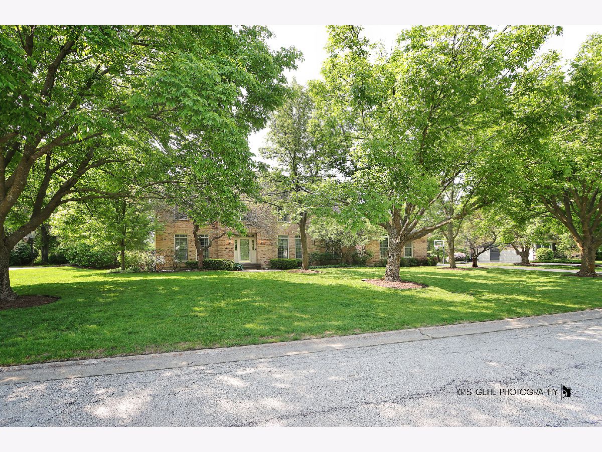 Homes & Townhomes Sold Brookside Gurnee Illinois, 36708 Old Woods