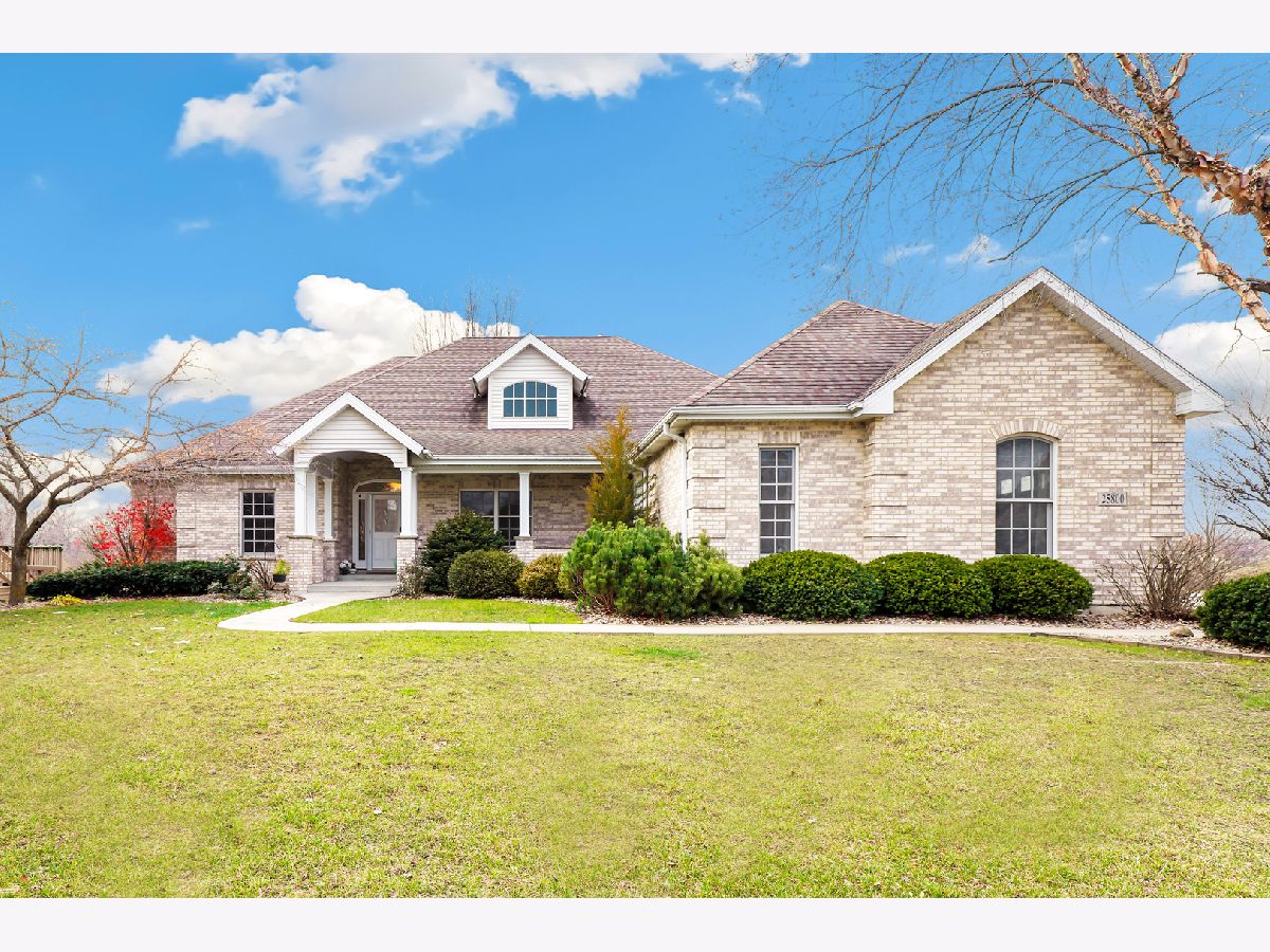 Homes Sold Canterbury Lakes Monee Illinois, 25800 Kensington