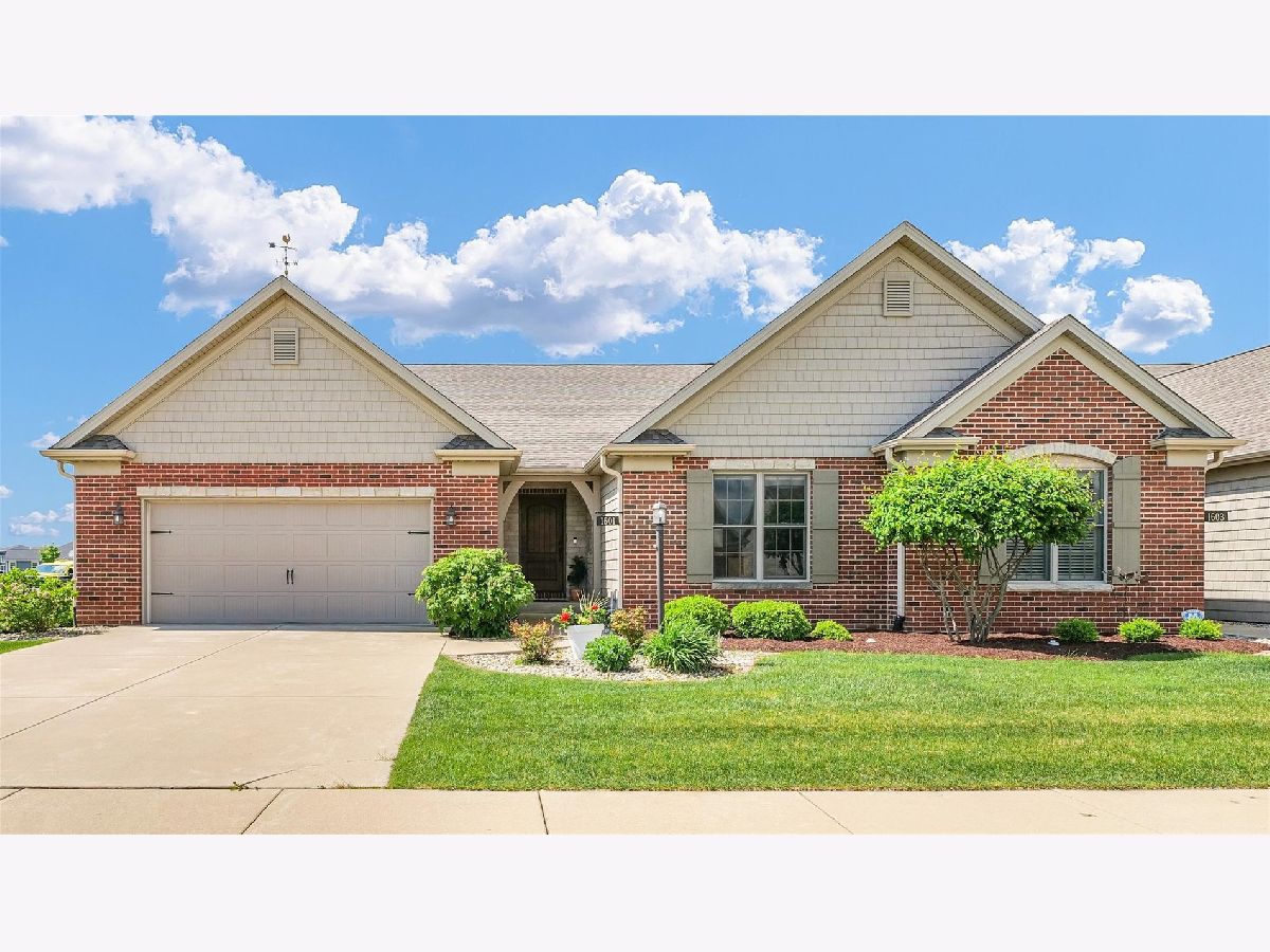 Homes & Condos & Townhomes Sold Liberty On The Lakes Champaign Illinois, 1601 Congressional