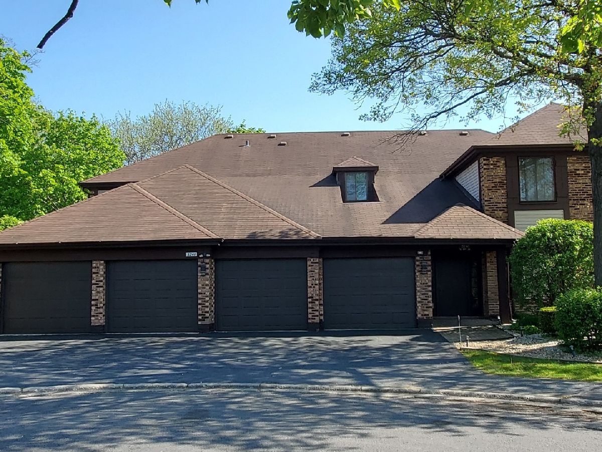 Condominiums Sold Pinetree Homewood Illinois, 3241 184th